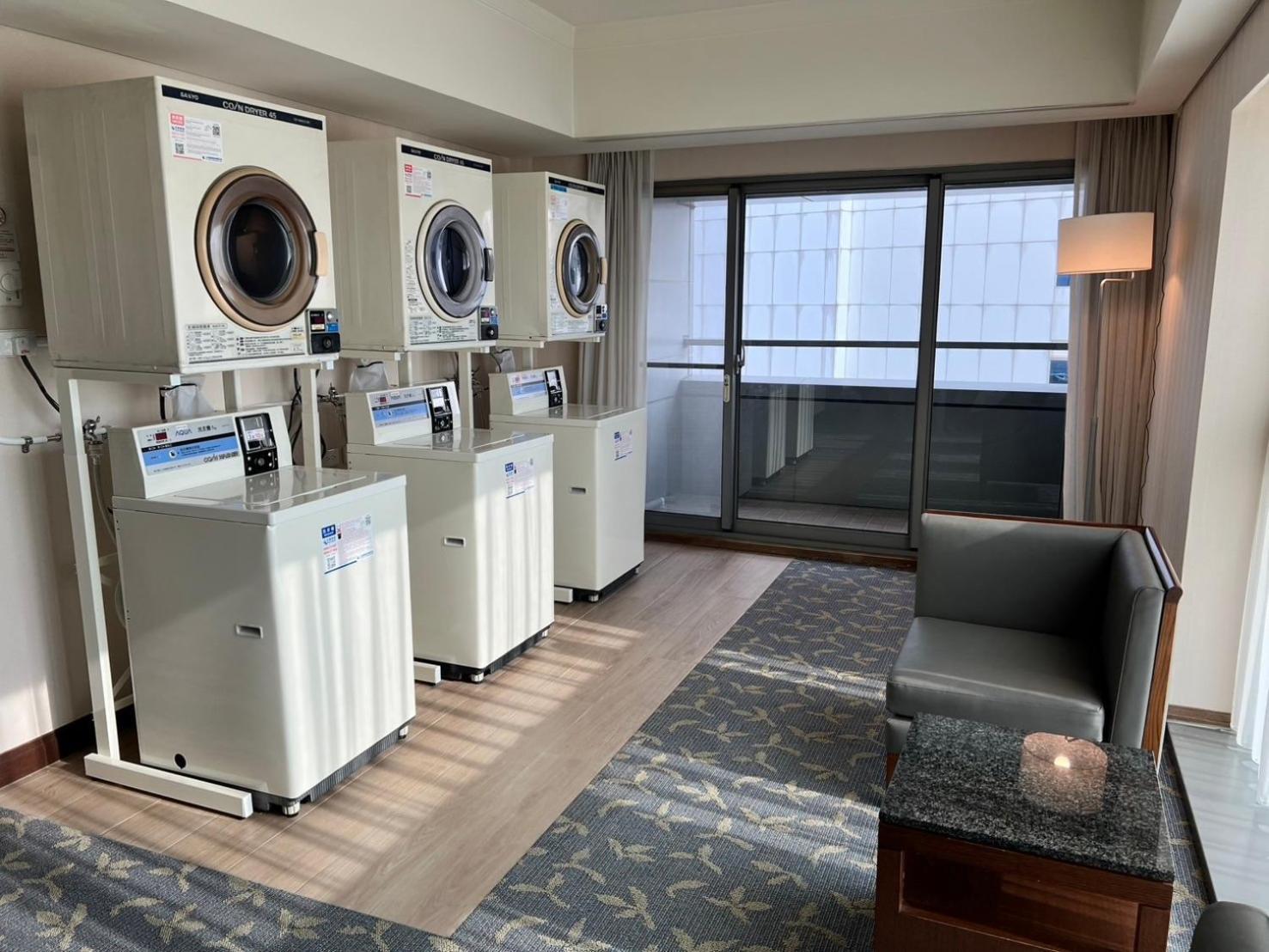 Evergreen Plaza Hotel - Tainan Bagian luar foto Laundry room